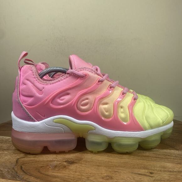Nike Air VaporMax Plus Pink Volt Gradient Womens Pink Green Size 7 Shoes - Picture 1 of 9